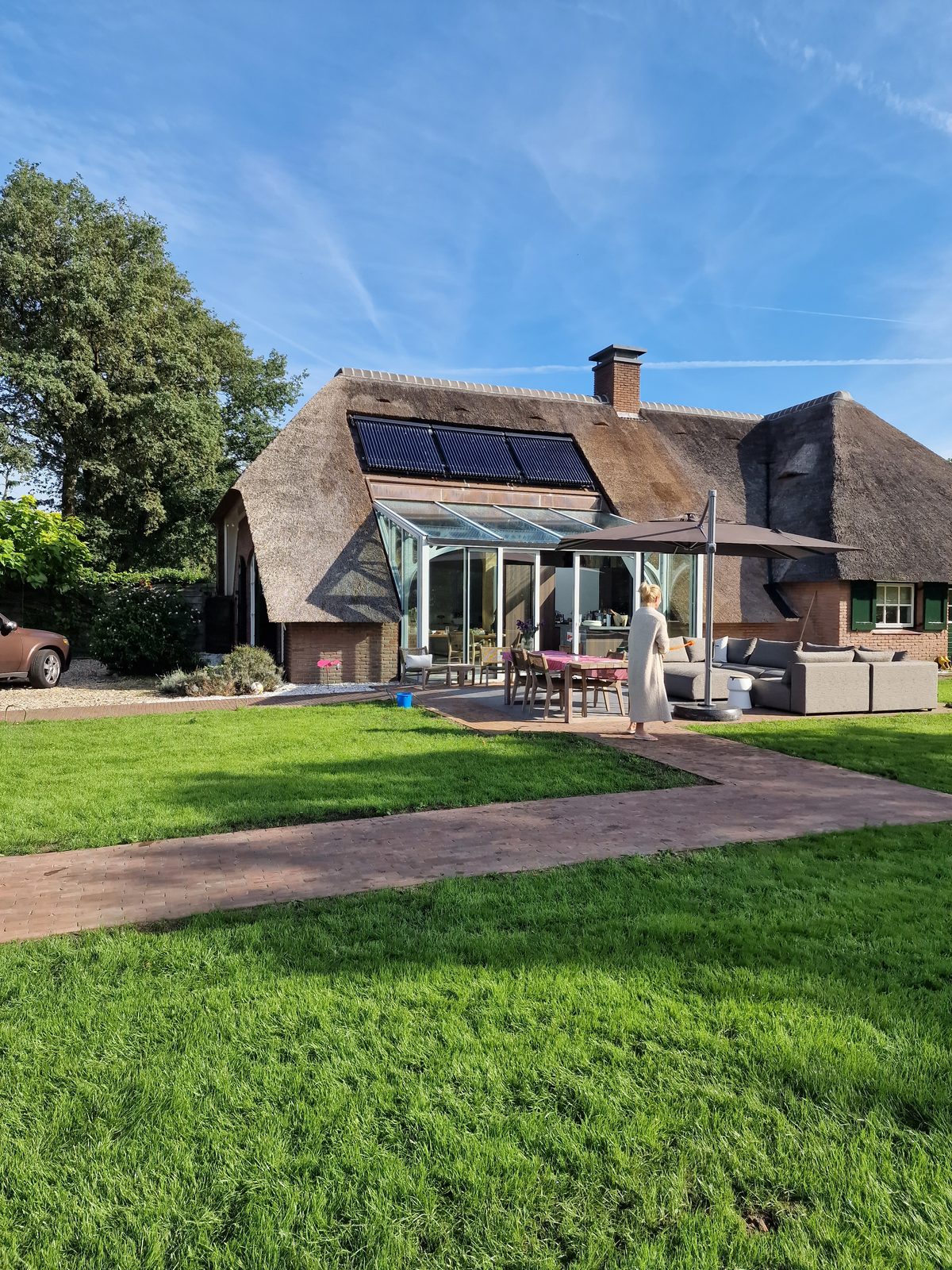 Serre-uitbouw aan rieten stolpboerderij, Holten